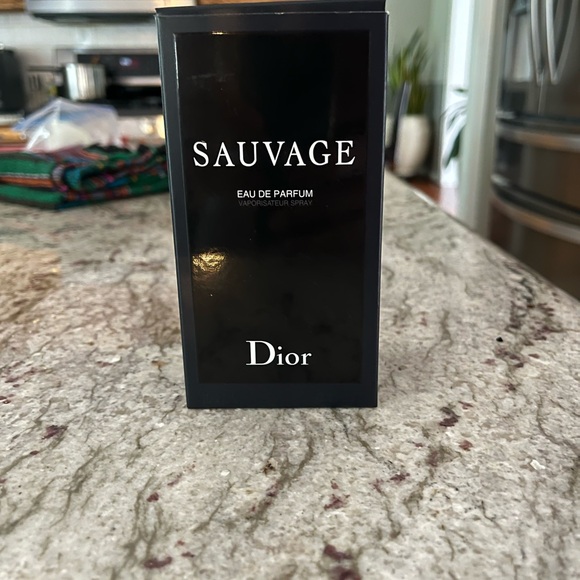 Dior Sauvage Eau de Parfum - Picture 1 of 3